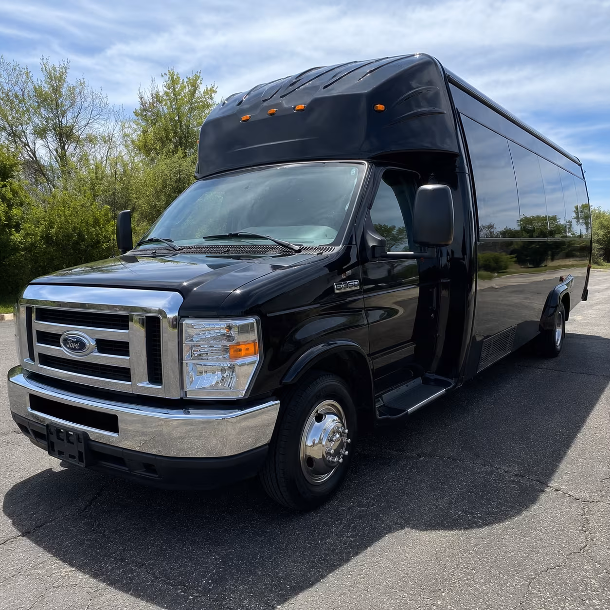 DeSoto Homecoming & Prom Party Bus Rentals