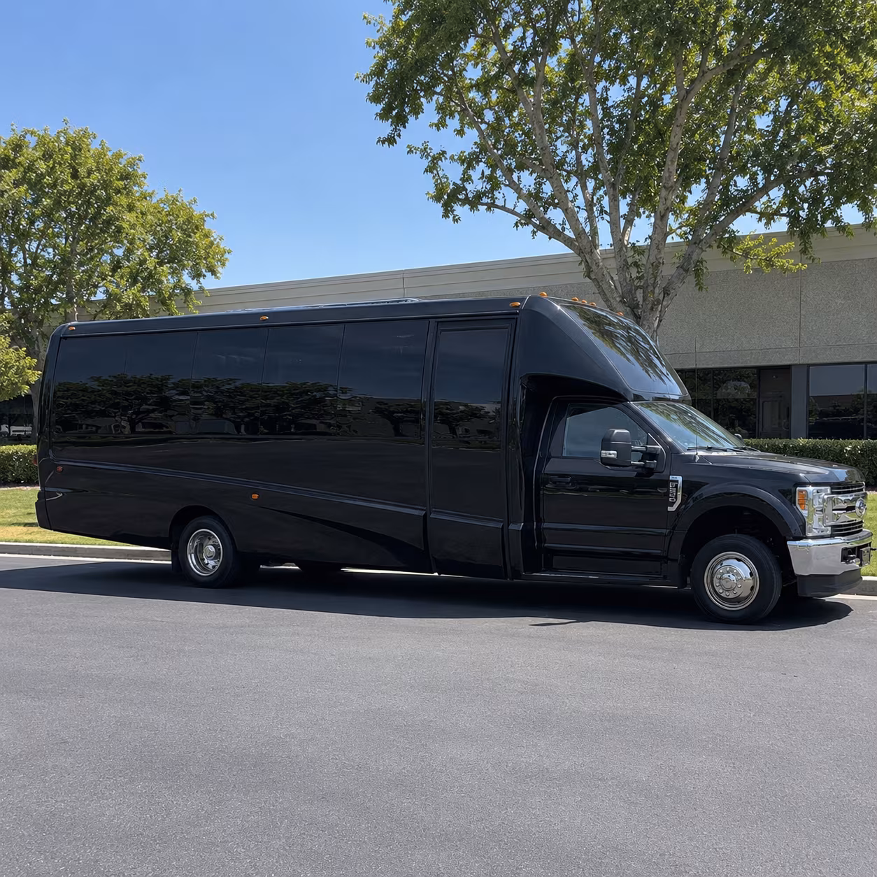 Lancaster Birthday, Sweet 16, & Quinceañera Party Bus Rentals